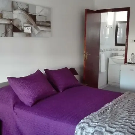 S. Pedro Pensión 3*